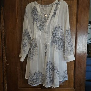American Rag Women's Button Up‎ Printed Pintucked Blouse, White/Pale Blue Small